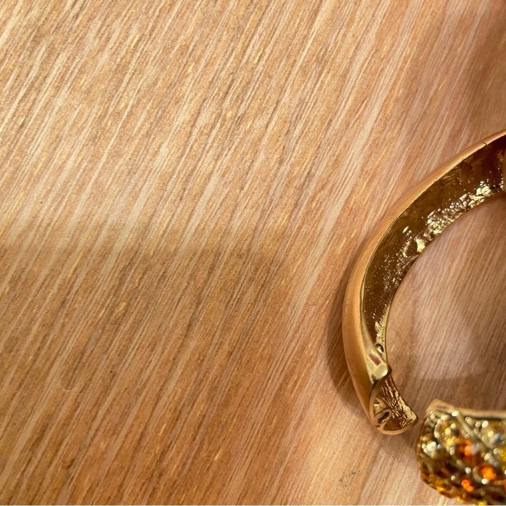 Women’s Formal Wide Tricolor Rhinestones Wristband Hinged Open Bracelet Bangle. - Picture 2 of 6